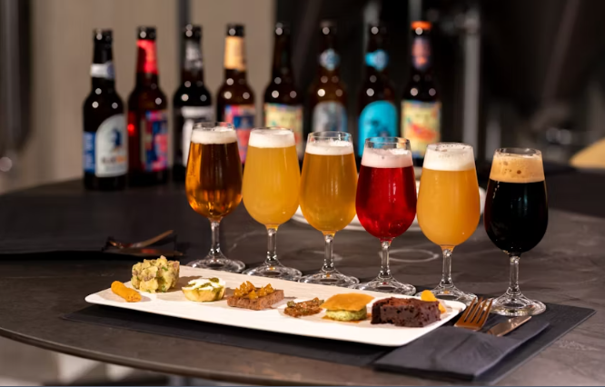 Ftelos brewery private beer tasting experience in Santorini - Image 2